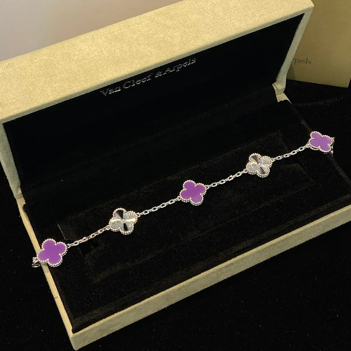 [Twinkle jewelry]New  CLOVER 5 MOTIF VIOLET BRACELET COLLECTION
