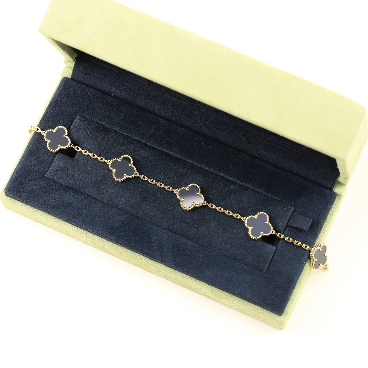 [Twinkle jewelry]New CLOVER 5 MOTIF ONYXS BRACELET COLLECTION