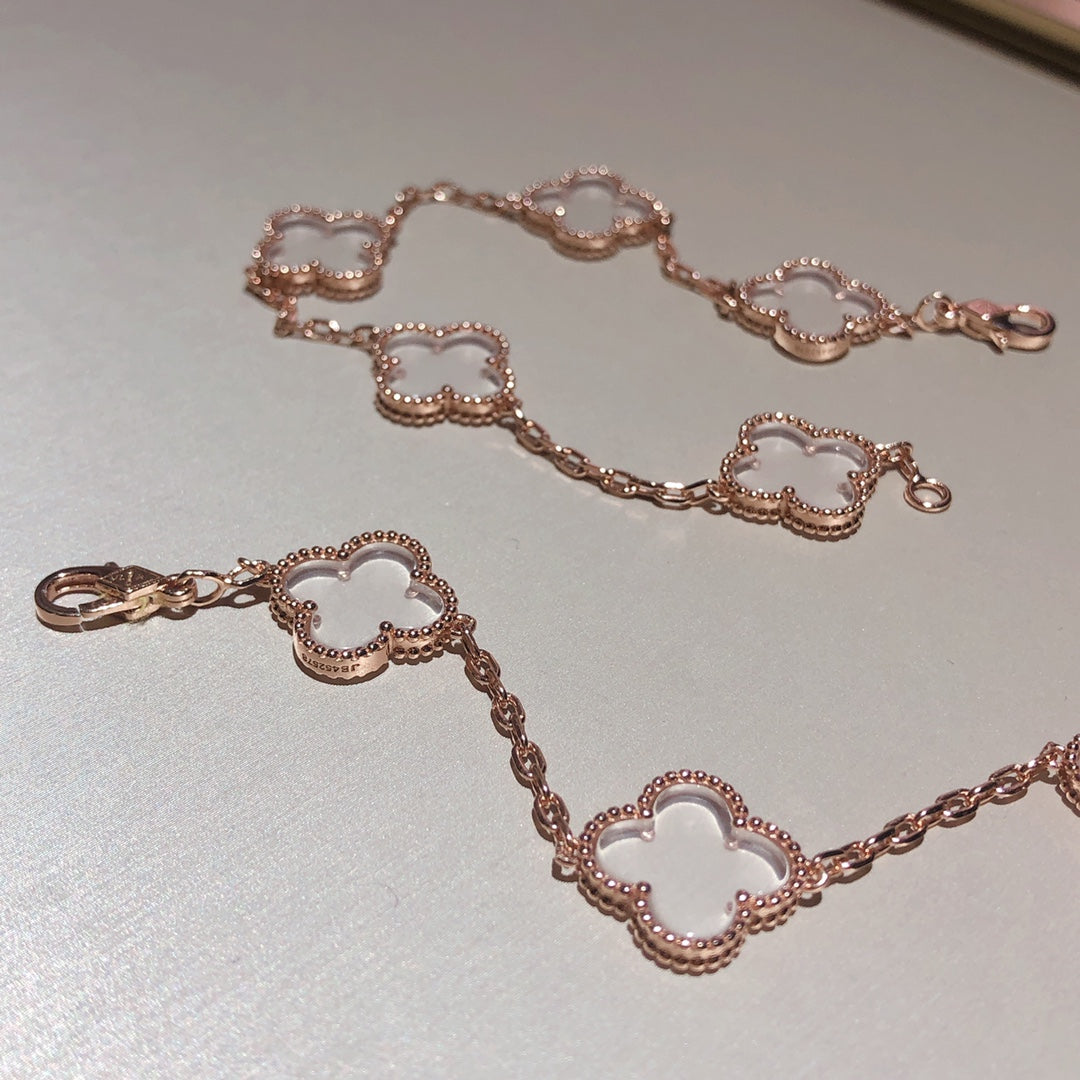 [Twinkle jewelry]New CLOVER 5 MOTIF ROCK CRYSTAL BRACELET