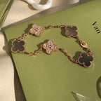 [Twinkle jewelry]New CLOVER 5 MOTIF GRAY MOP BRACELET COLLECTION