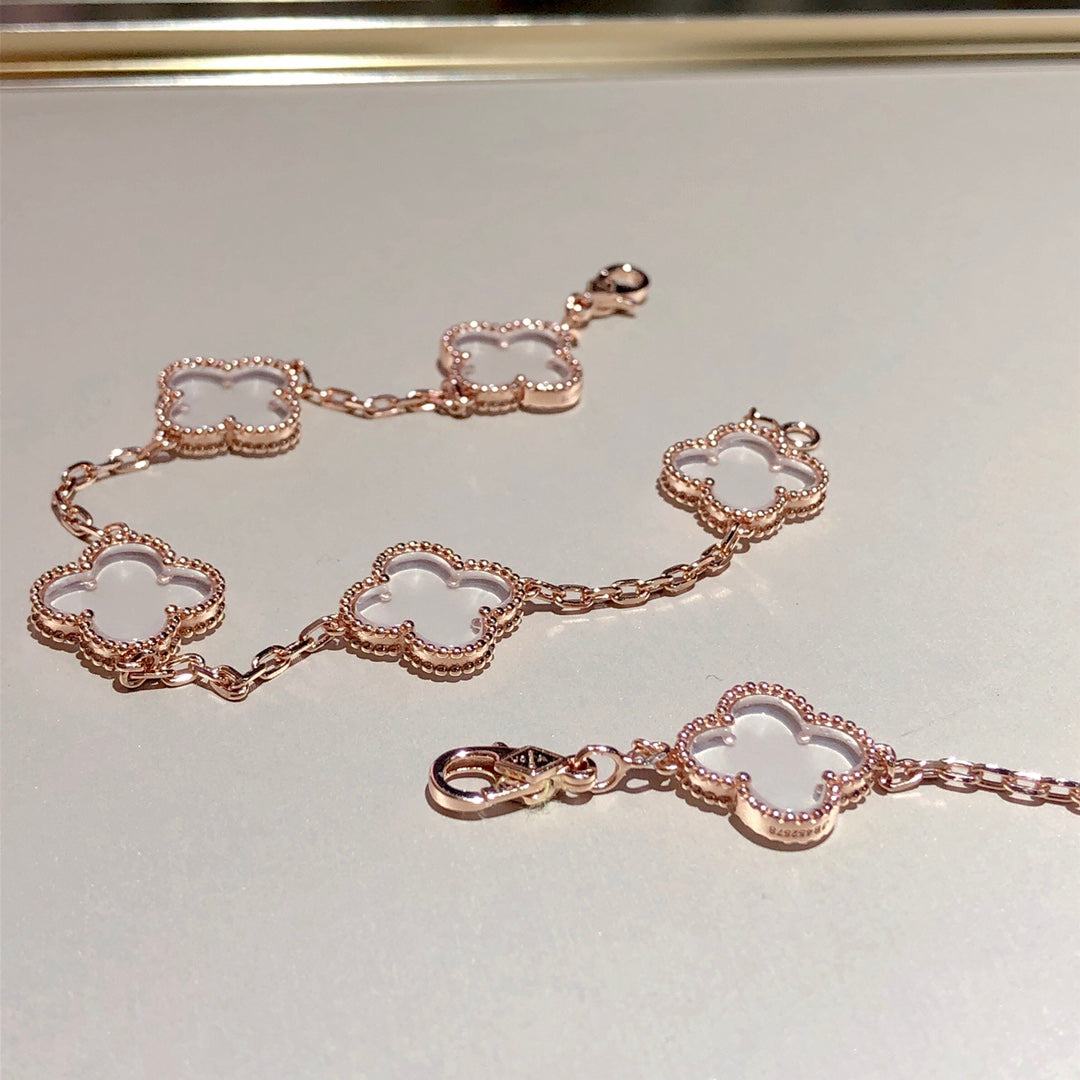 [Twinkle jewelry]New CLOVER 5 MOTIF ROCK CRYSTAL BRACELET