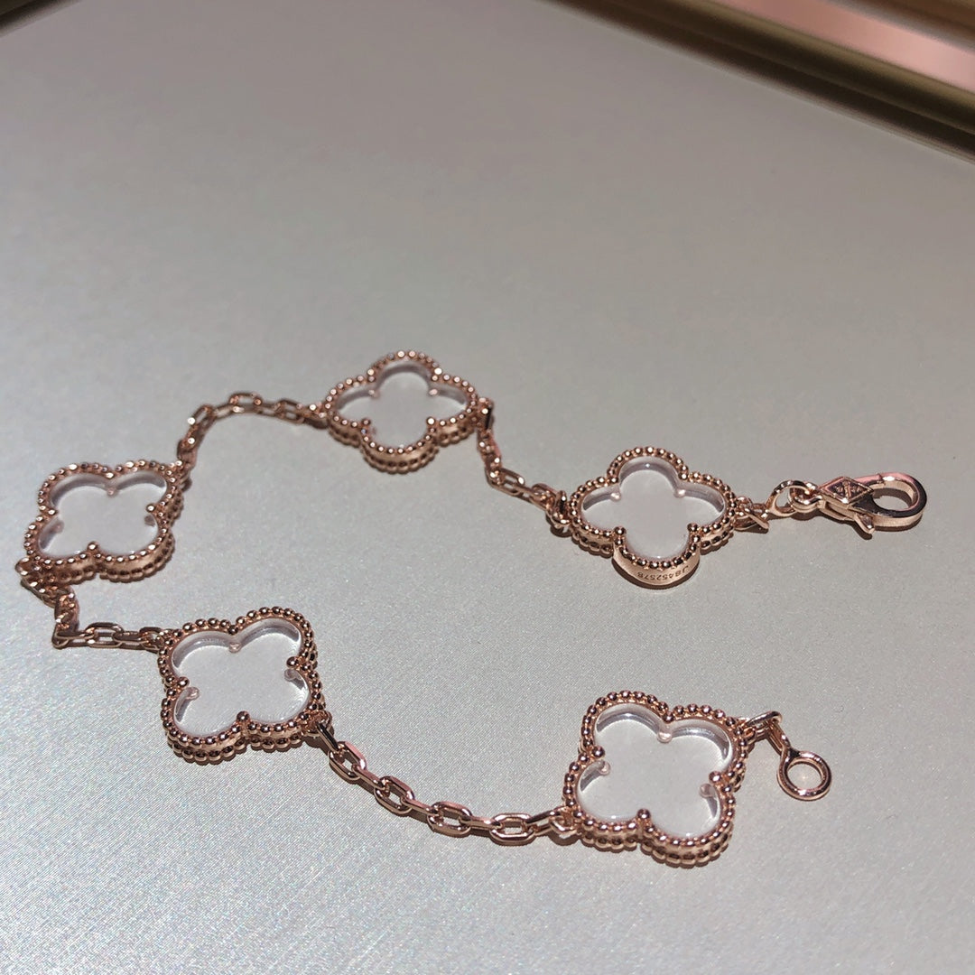 [Twinkle jewelry]New CLOVER 5 MOTIF ROCK CRYSTAL BRACELET