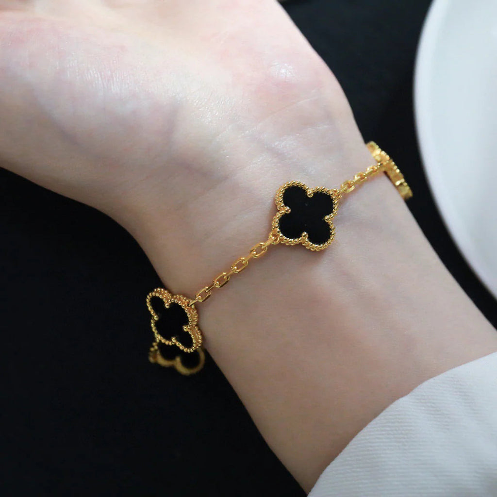 [Twinkle jewelry]New CLOVER 5 MOTIF ONYXS BRACELET COLLECTION