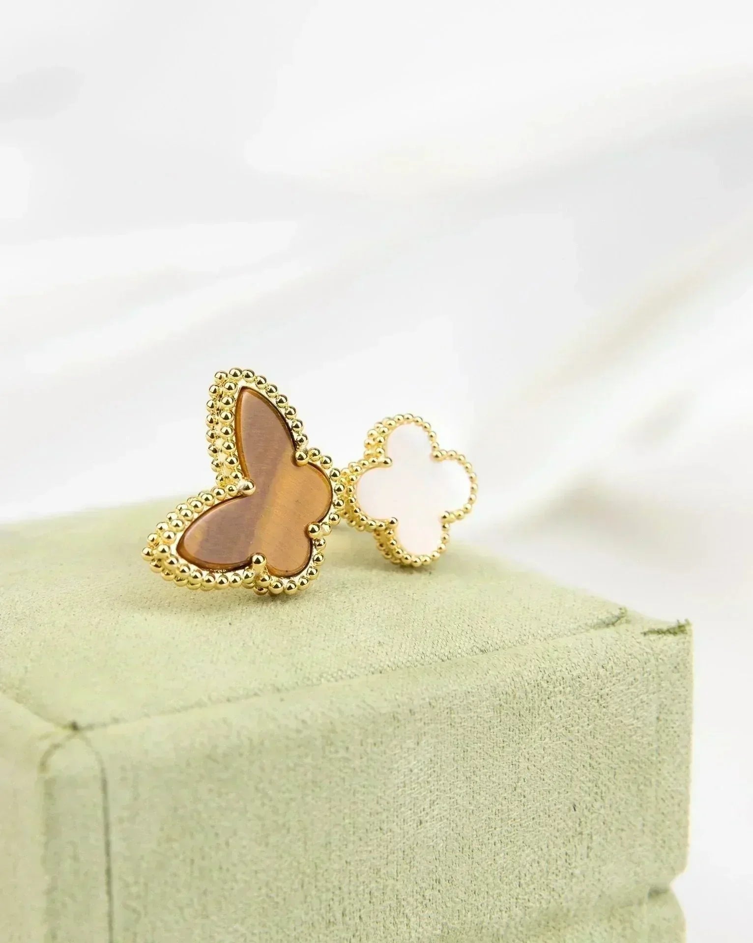 ¡®Twinkle jewelry¡¯LUCKY BETWEEN THE FINGER RING