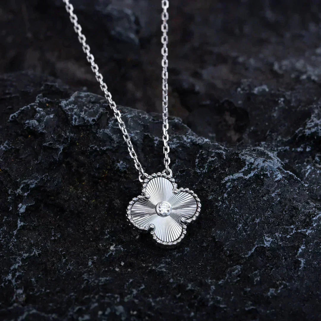 ¡®Twinkle jewelry¡¯CLOVER  15MM DIAMOND LASER NECKLACE SILVER