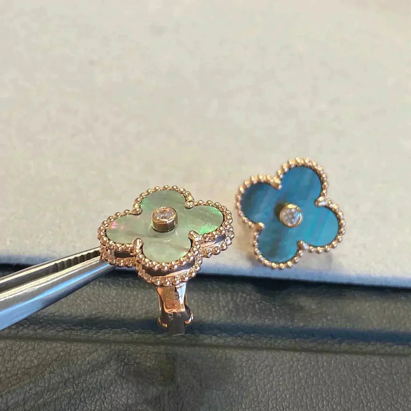 ¡®Twinkle jewelry¡¯CLOVER MEDIUM 1 MOTIFS GRAY MOP  DIAMOND EARRINGS
