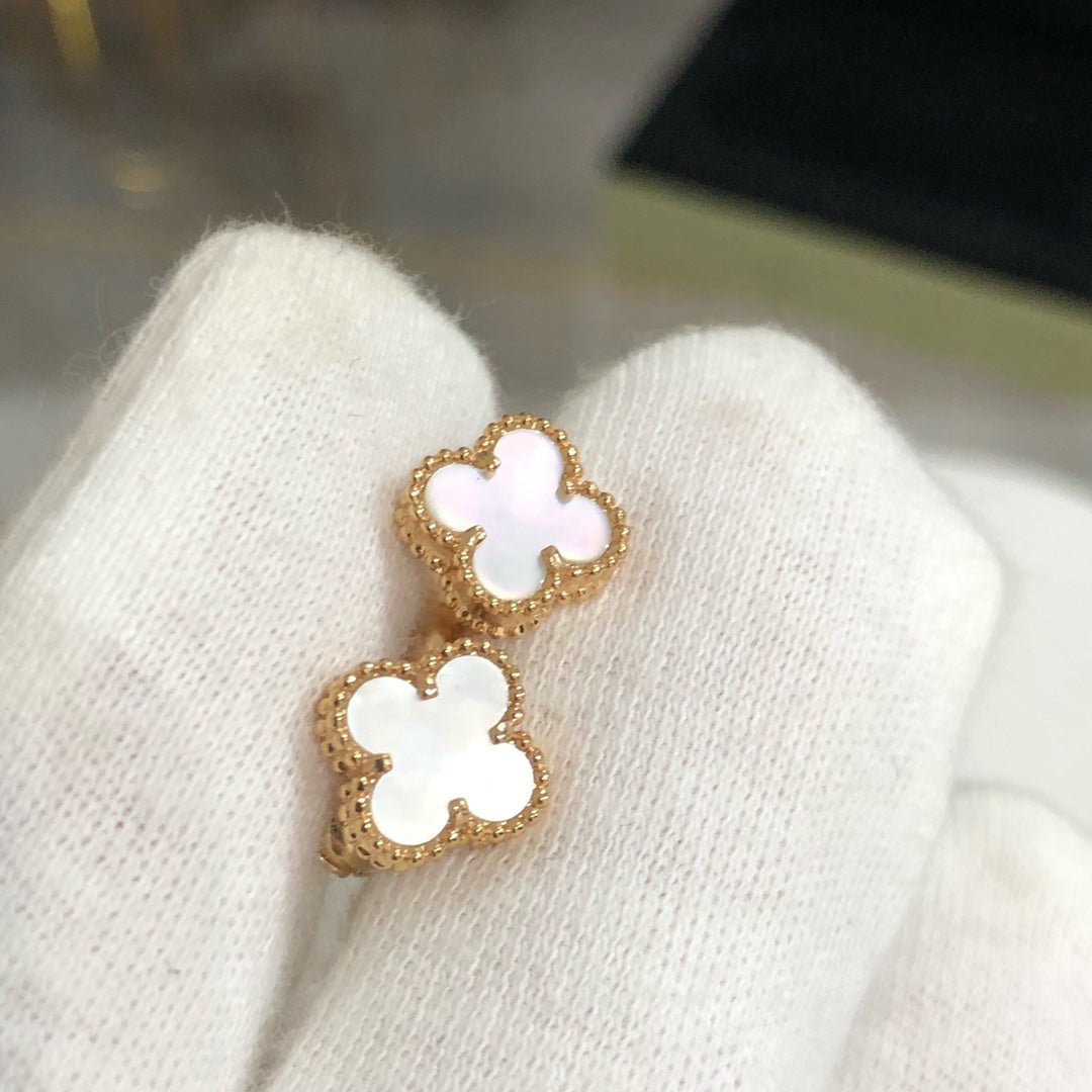 ¡®Twinkle jewelry¡¯CLOVER MINI GOLD EARRINGS