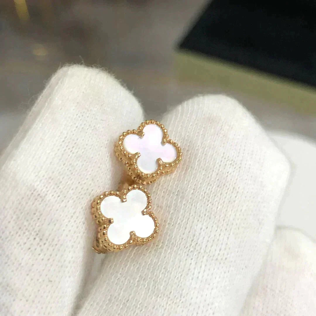 ¡®Twinkle jewelry¡¯CLOVER MINI 9.5MM WHITE MOP EARRINGS