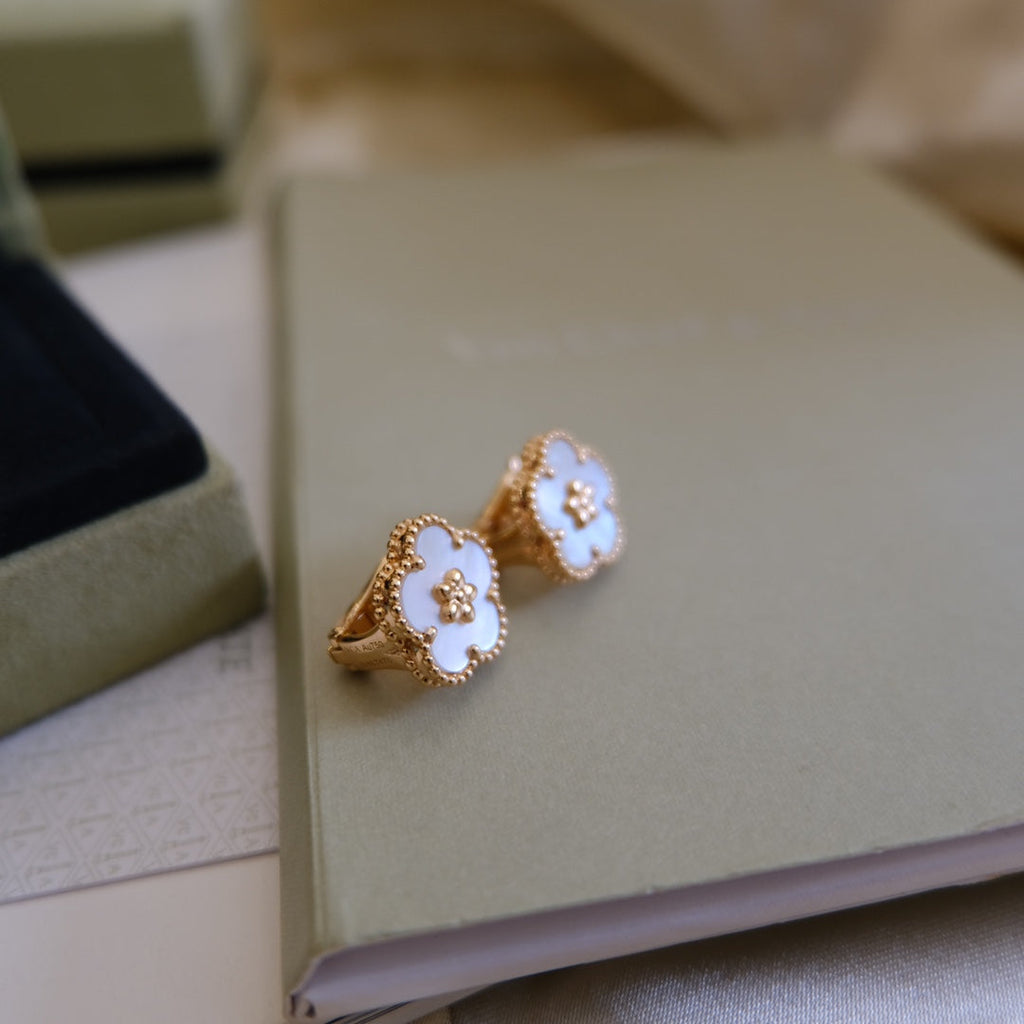 ¡®Twinkle jewelry¡¯LUCKY PINK GOLD WHITE MOP EARRINGS