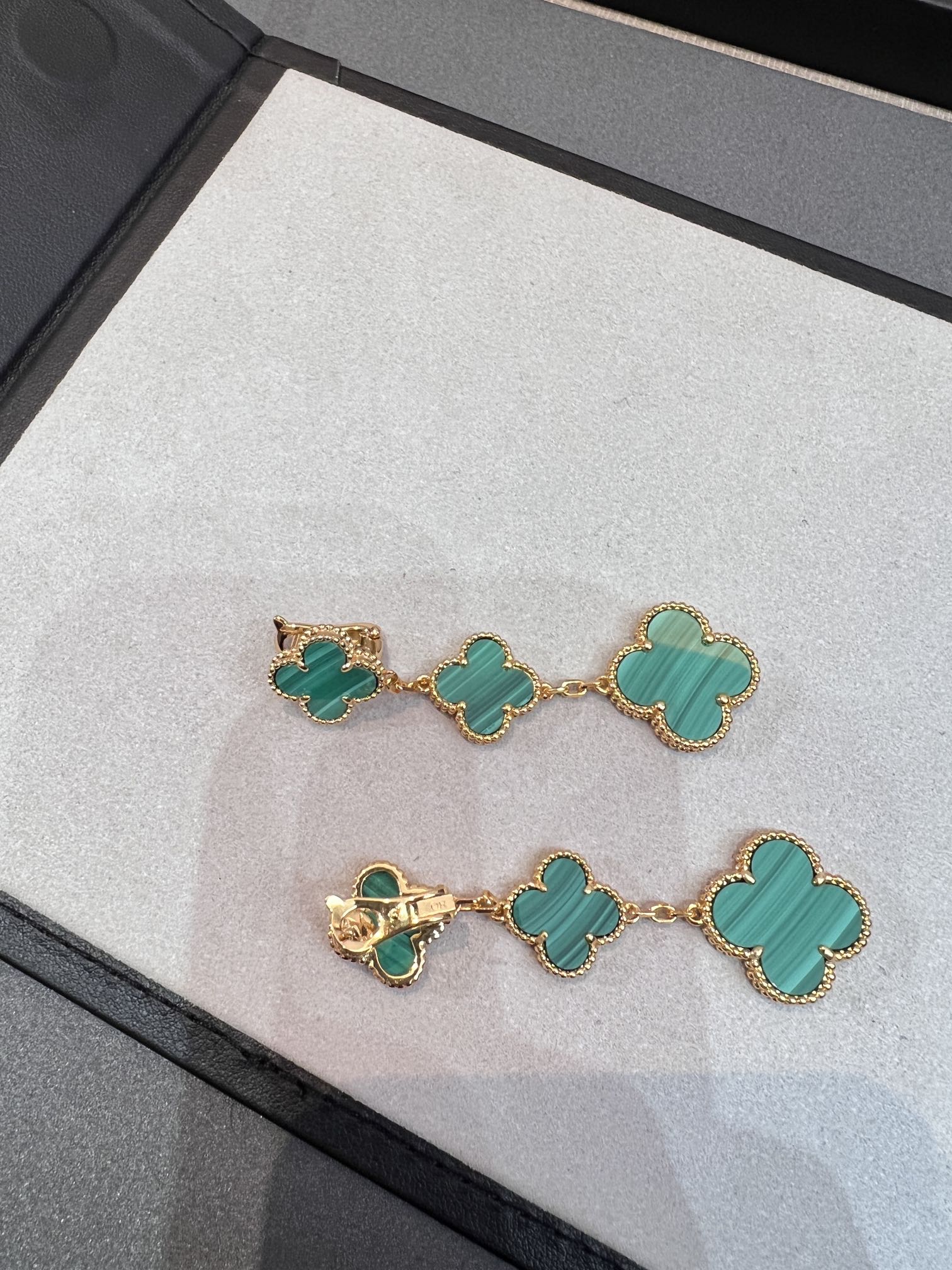 ¡®Twinkle jewelry¡¯CLOVER MALACHITE 3 MOTIFS GOLD