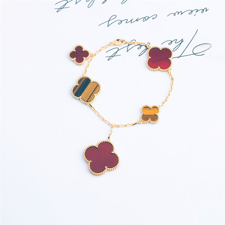 ¡®Twinkle jewelry¡¯CLOVER BRACELET 5 MOTIFS CARNELIAN TIGER EYE