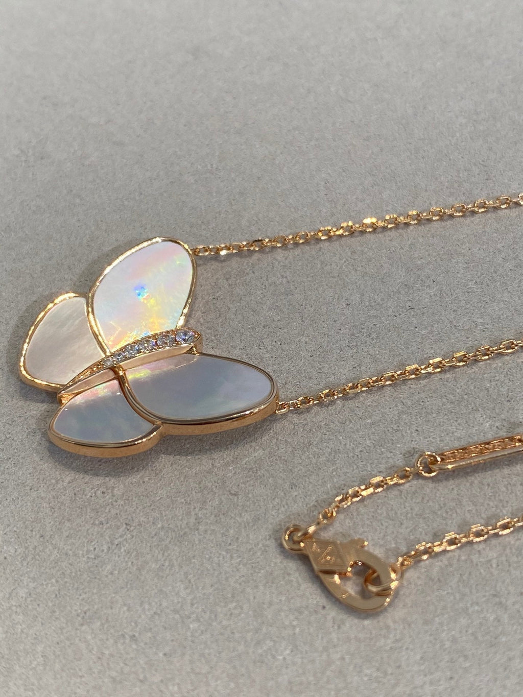 ¡®Twinkle jewelry¡¯BUTTERFLY GOLD MOP DIAMOND NECKLACE