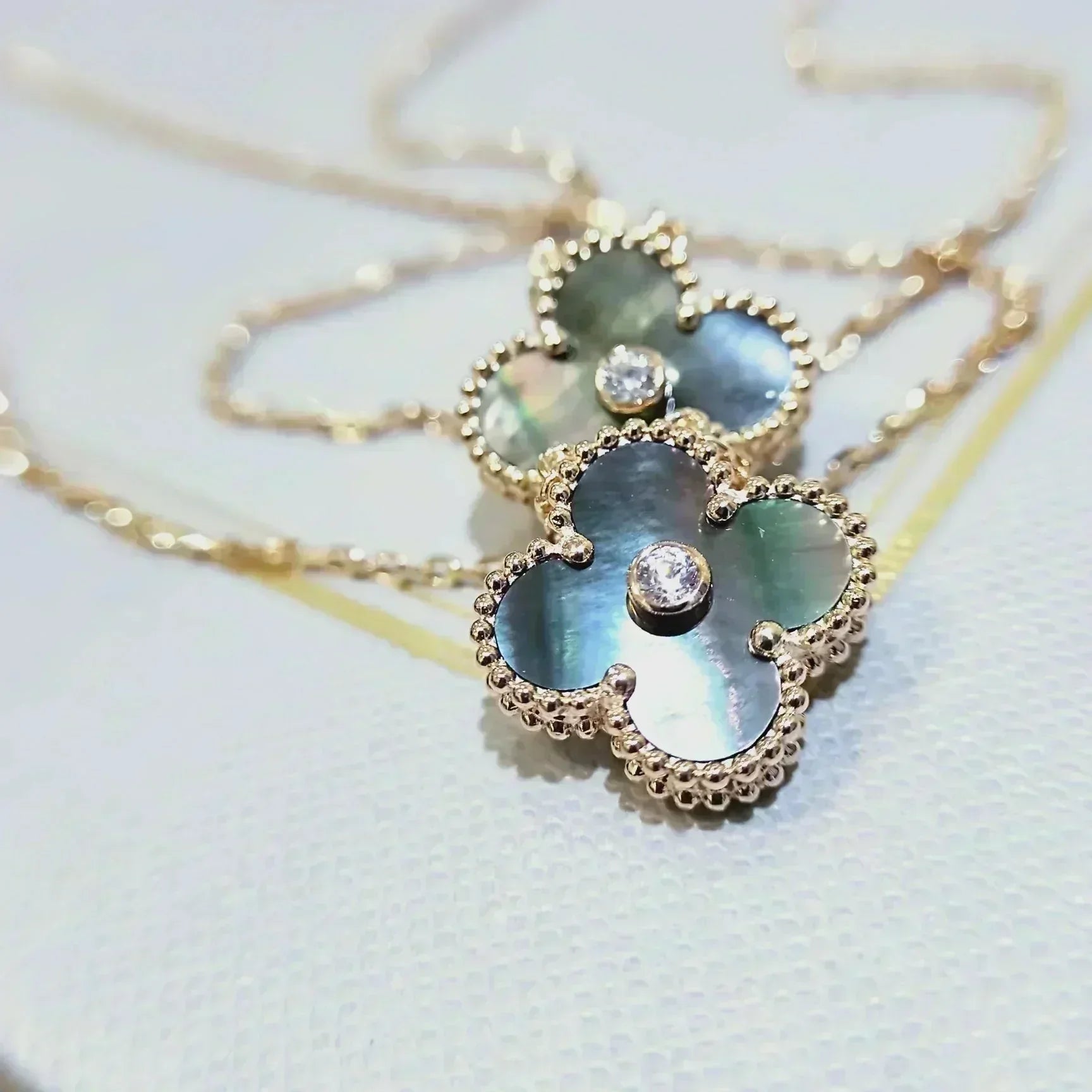 ¡®Twinkle jewelry¡¯CLOVER 15MM DIAMOND AND MOTHER-OF-GREY NECKLACE