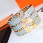 ¡®Twinkle jewelry¡¯H LIGHT BLUE BRACELET