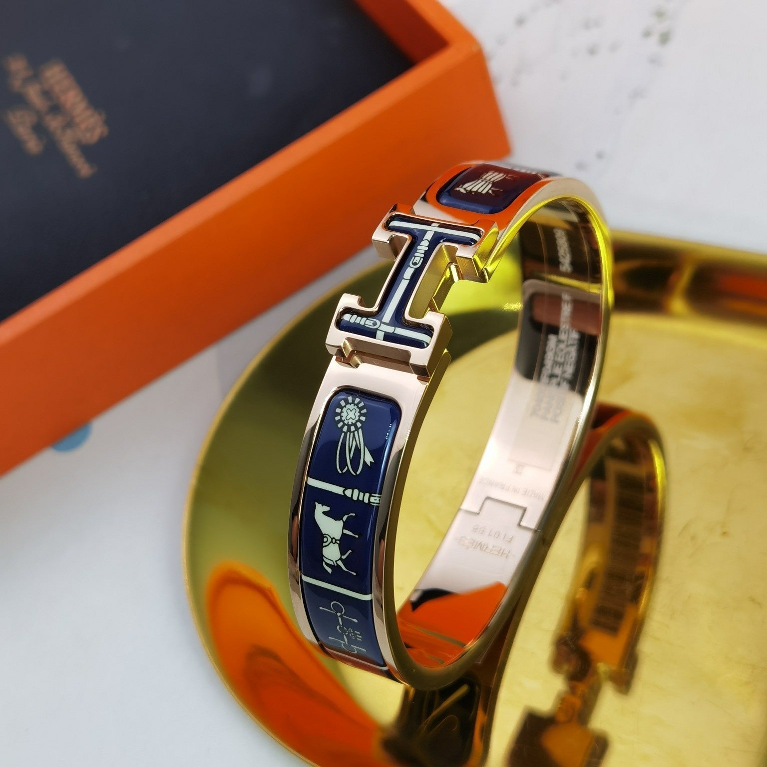 ¡®Twinkle jewelry¡¯H COUVERTURES DARK BLUE BRACELET