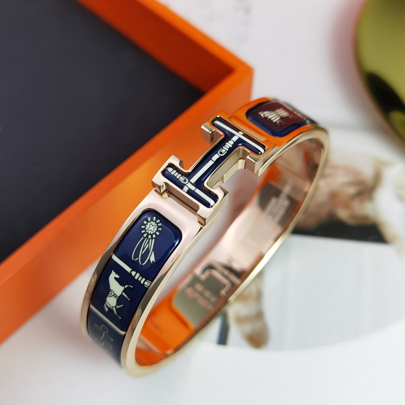 ¡®Twinkle jewelry¡¯H COUVERTURES DARK BLUE BRACELET
