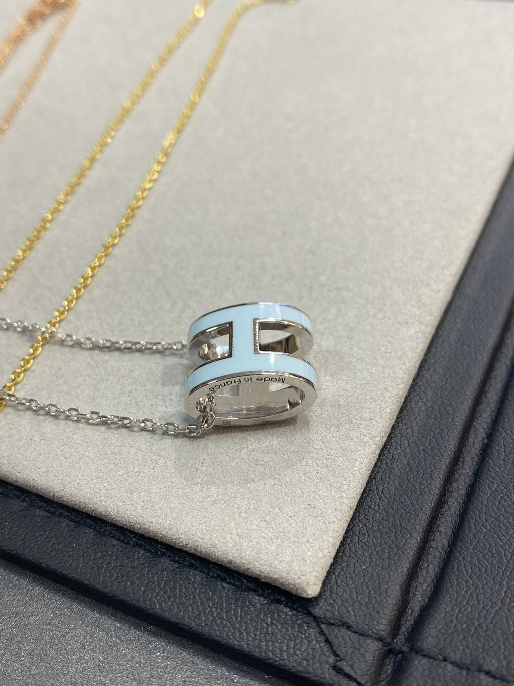 ¡®Twinkle jewelry¡¯POP H LIGHT BLUE NECKLACE