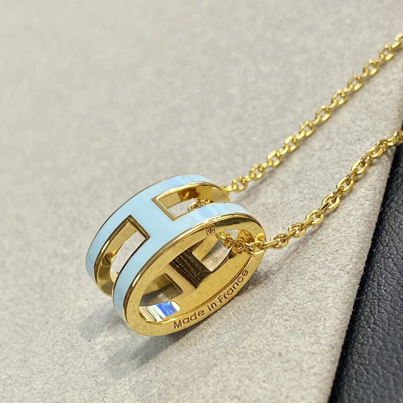 ¡®Twinkle jewelry¡¯POP H LIGHT BLUE NECKLACE