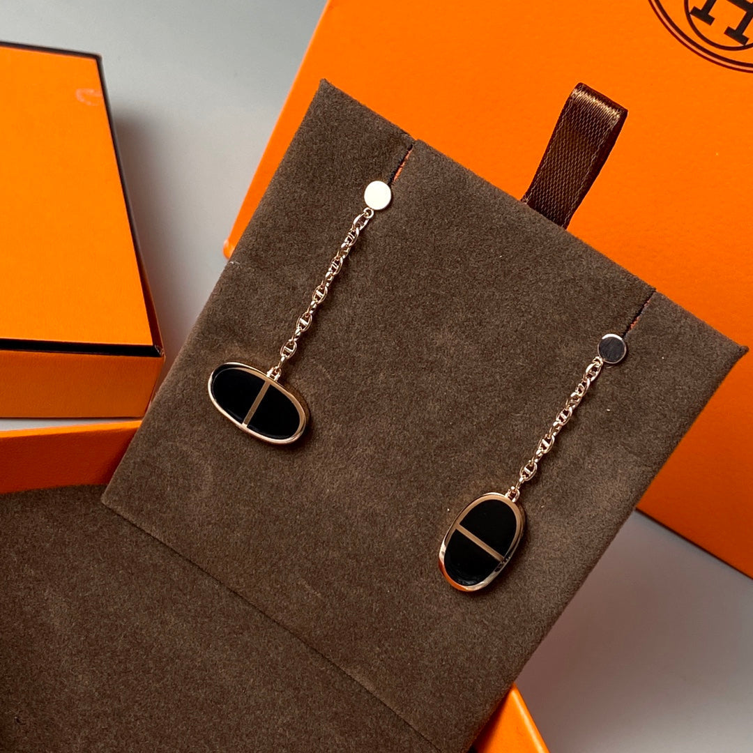 ¡®Twinkle jewelry¡¯CHAINE VERSO BLACK CERAMIC EARRINGS
