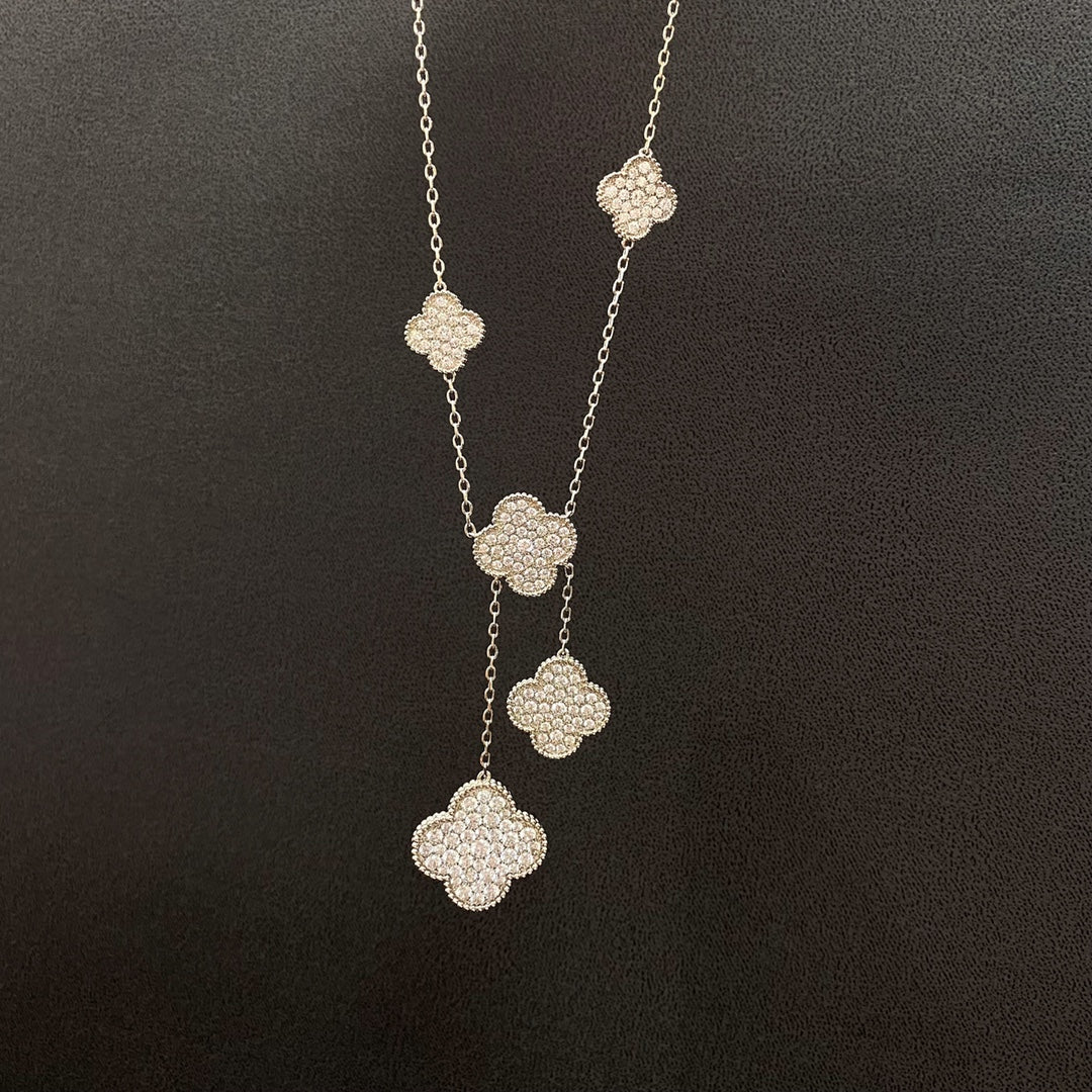 ¡®Twinkle jewelry¡¯CLOVER 5 MOTIFS SILVER DIAMONDS NECKLACE