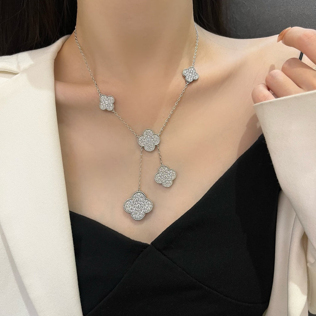 ¡®Twinkle jewelry¡¯CLOVER 5 MOTIFS SILVER DIAMONDS NECKLACE