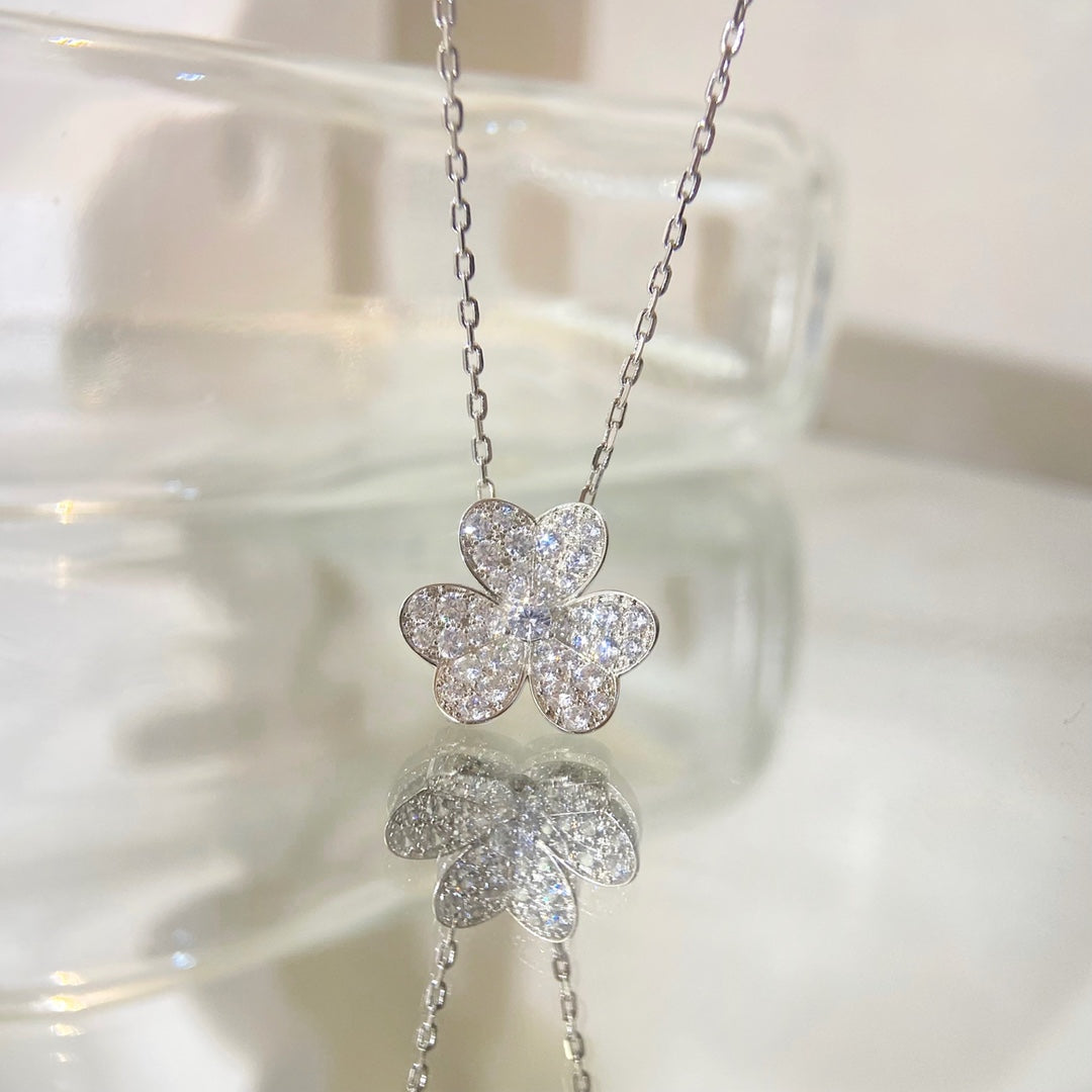 ¡®Twinkle jewelry¡¯FLOWER DIAMOND NECKLACE