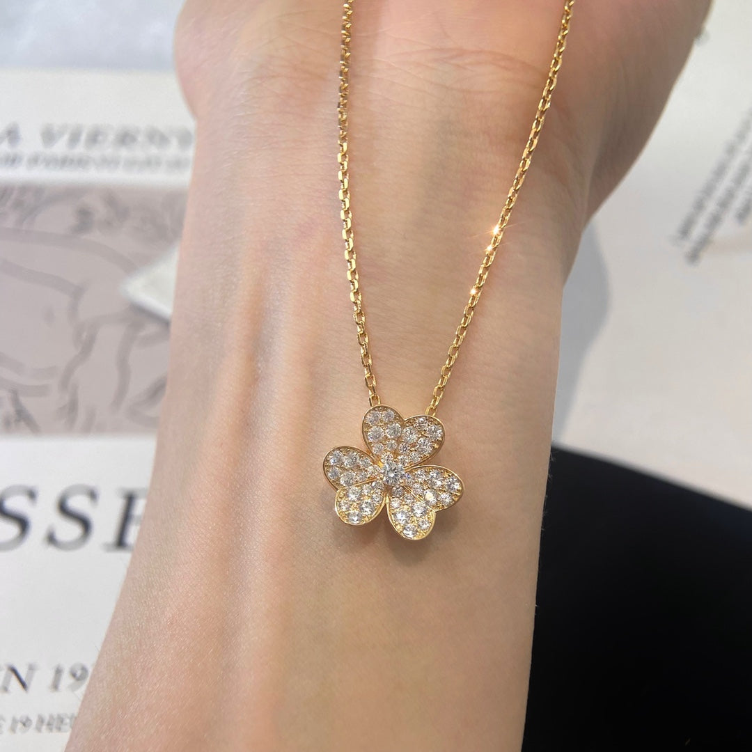 ¡®Twinkle jewelry¡¯FLOWER DIAMOND NECKLACE