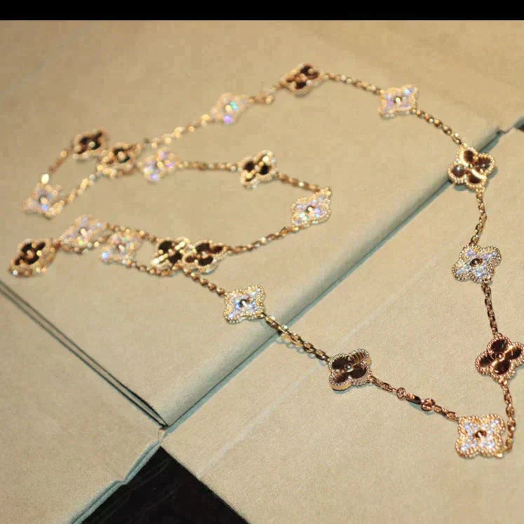 ¡®Twinkle jewelry¡¯CLOVER 20 MOTIFS LASER DIAMOND NECKLACE