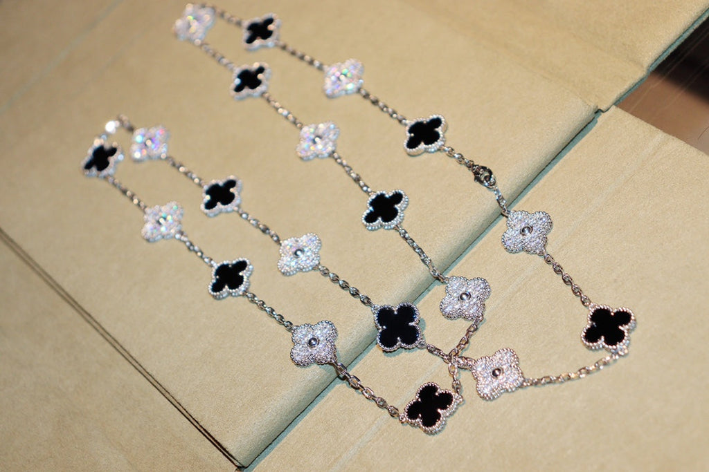 ¡®Twinkle jewelry¡¯CLOVER 20 MOTIFS ONYX DIAMOND SILVER