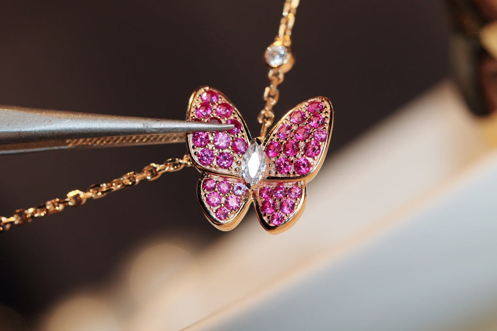 ¡®Twinkle jewelry¡¯BUTTERFLY RED DIAMOND ROSE GOLD NECKLACE