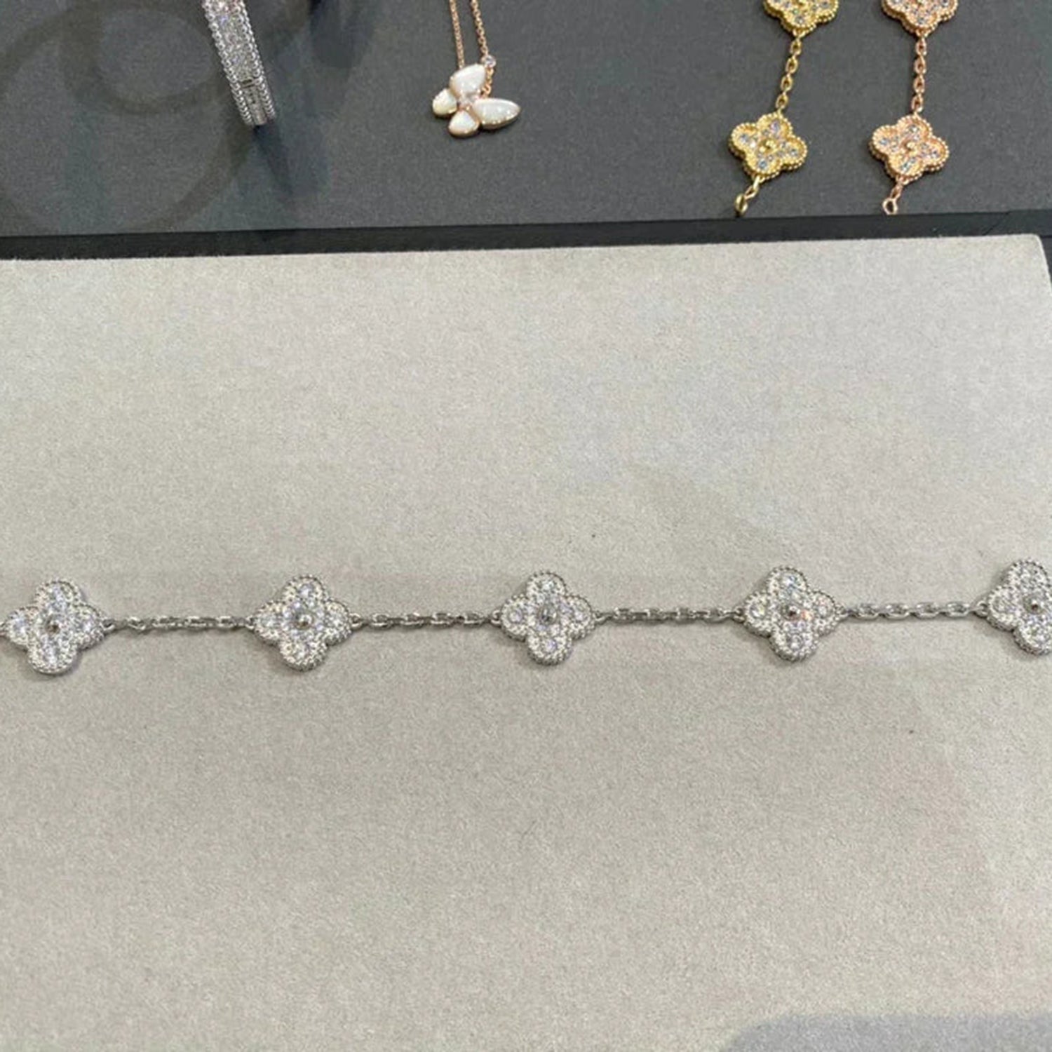 [Twinkle jewelry] New  CLOVER 5 MOTIF FULL DIAMOND BRACELET COLLECTION