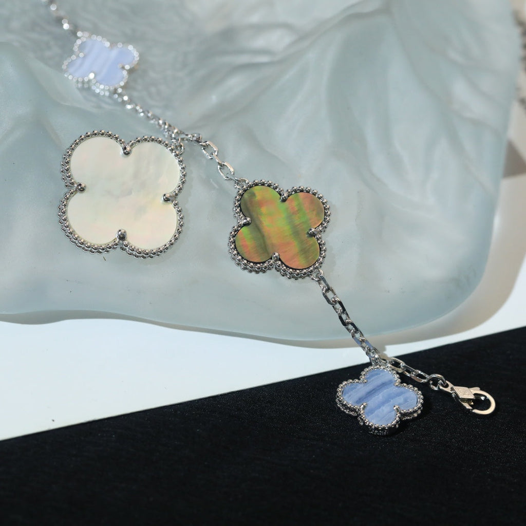 ¡®Twinkle jewelry¡¯CLOVER BRACELET 5 MOTIFS MOP CHALCEDONY SILVER