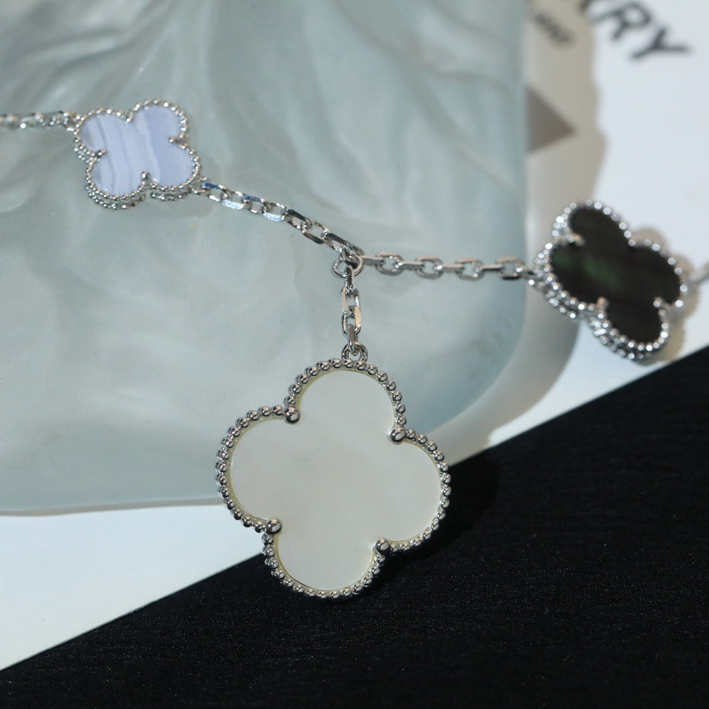 ¡®Twinkle jewelry¡¯CLOVER BRACELET 5 MOTIFS MOP CHALCEDONY SILVER