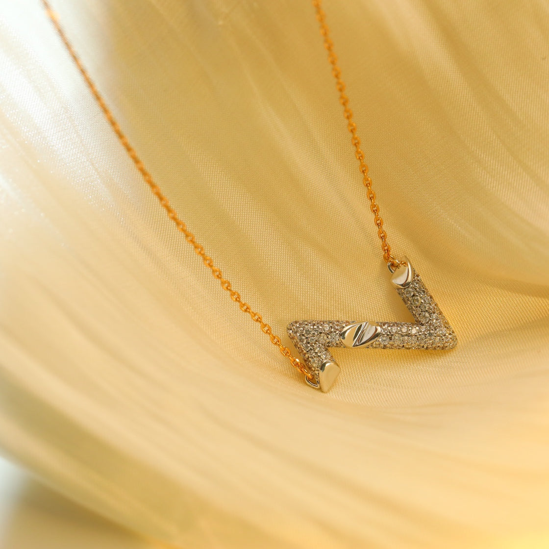 ¡®Twinkle jewelry¡¯VOLT SILVER DIAMOND PEDANT NECKLACE