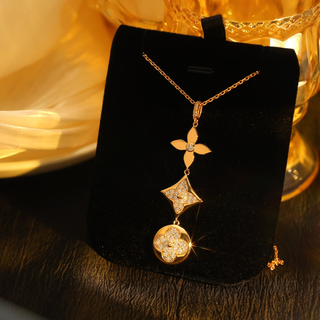 ¡®Twinkle jewelry¡¯STAR AND SUN DIAMOND PINK GOLD NECKLACE