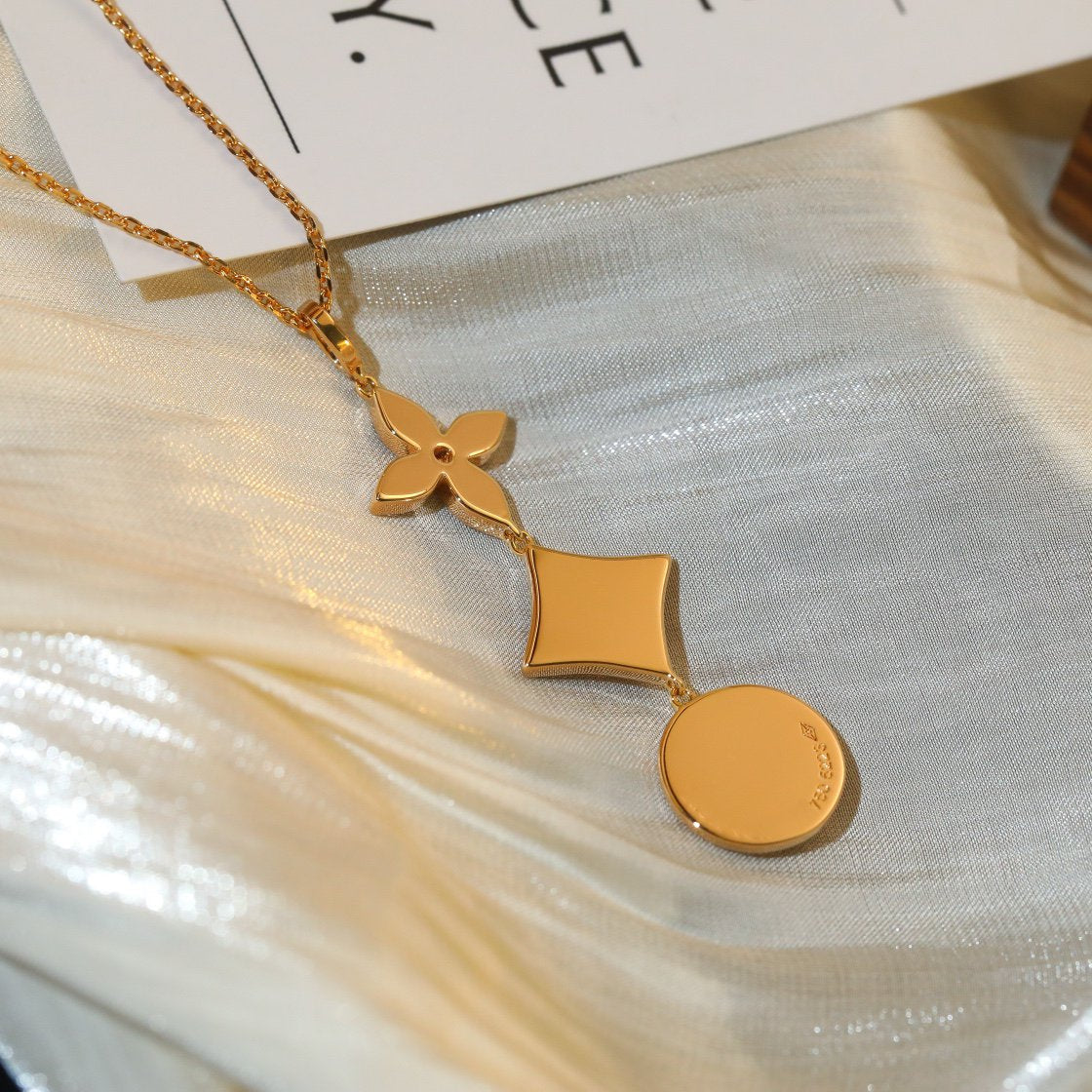 ¡®Twinkle jewelry¡¯STAR AND SUN DIAMOND PINK GOLD NECKLACE