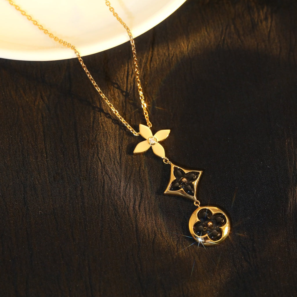 ¡®Twinkle jewelry¡¯STAR AND SUN ONYX PINK GOLD NECKLACE