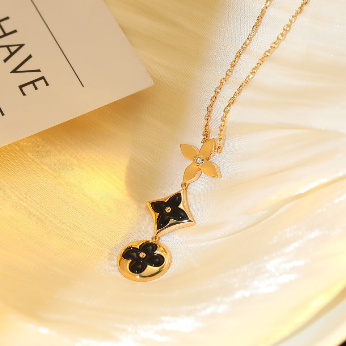 ¡®Twinkle jewelry¡¯STAR AND SUN ONYX PINK GOLD NECKLACE