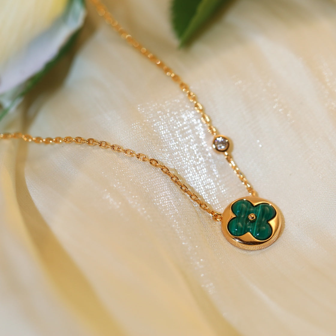 ¡®Twinkle jewelry¡¯SUN PEDANT PINK GOLD 1 DIAMOND NECKLACE