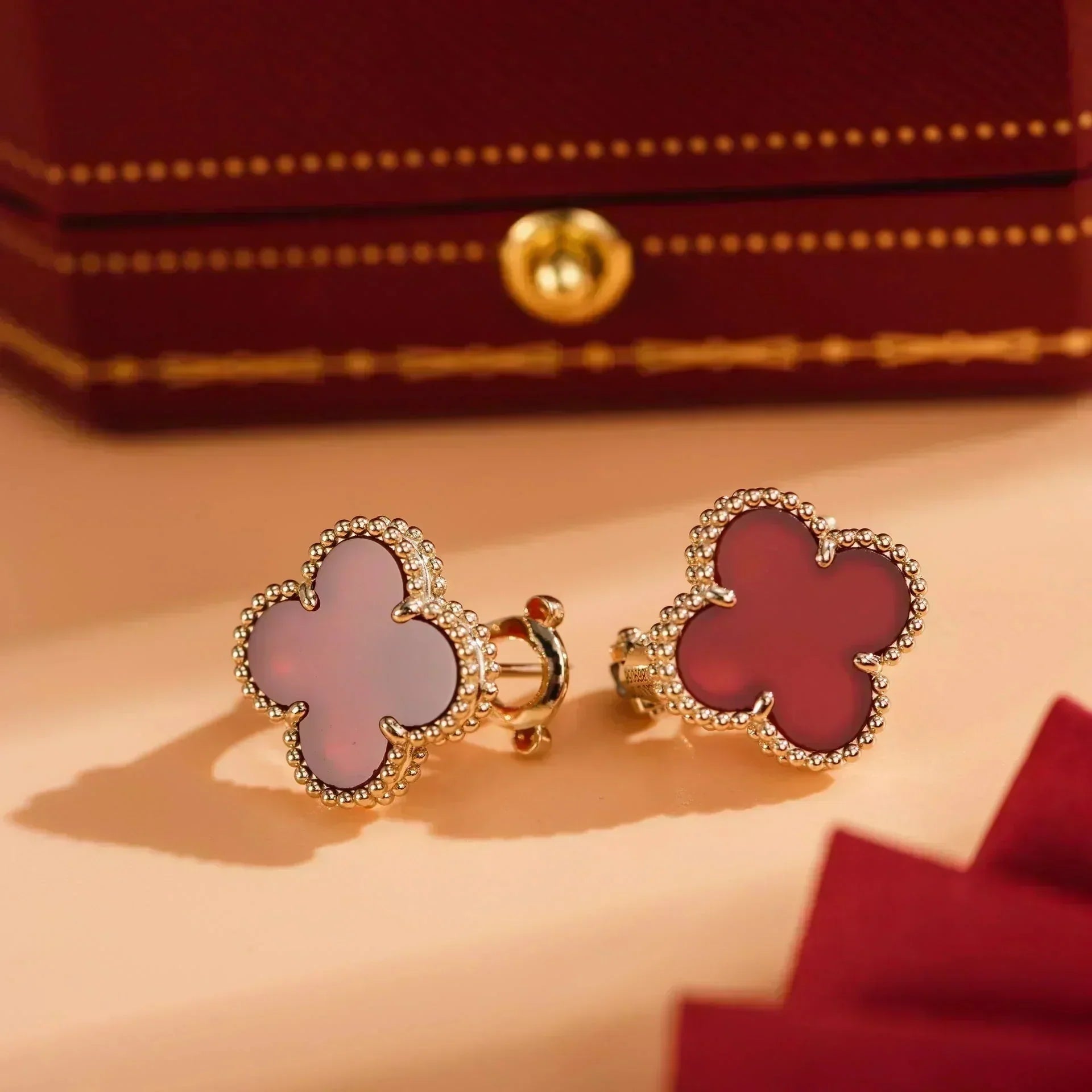 ¡®Twinkle jewelry¡¯CLOVER MEDIUM 1 MOTIFS CARNELIAN  EARRINGS