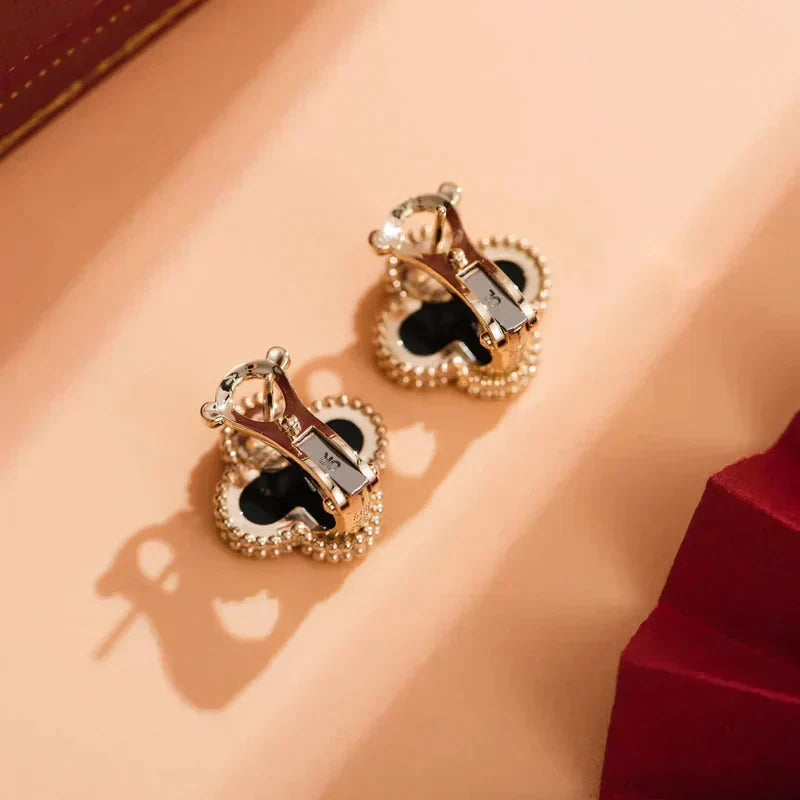 ¡®Twinkle jewelry¡¯CLOVER MEDIUM 1 MOTIFS  ONYX STUD EARRINGS