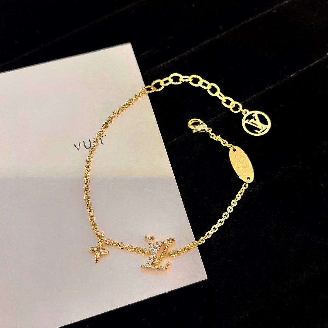 ¡®Twinkle jewelry¡¯LOGO STAR MOTIF GOLD BRACELET