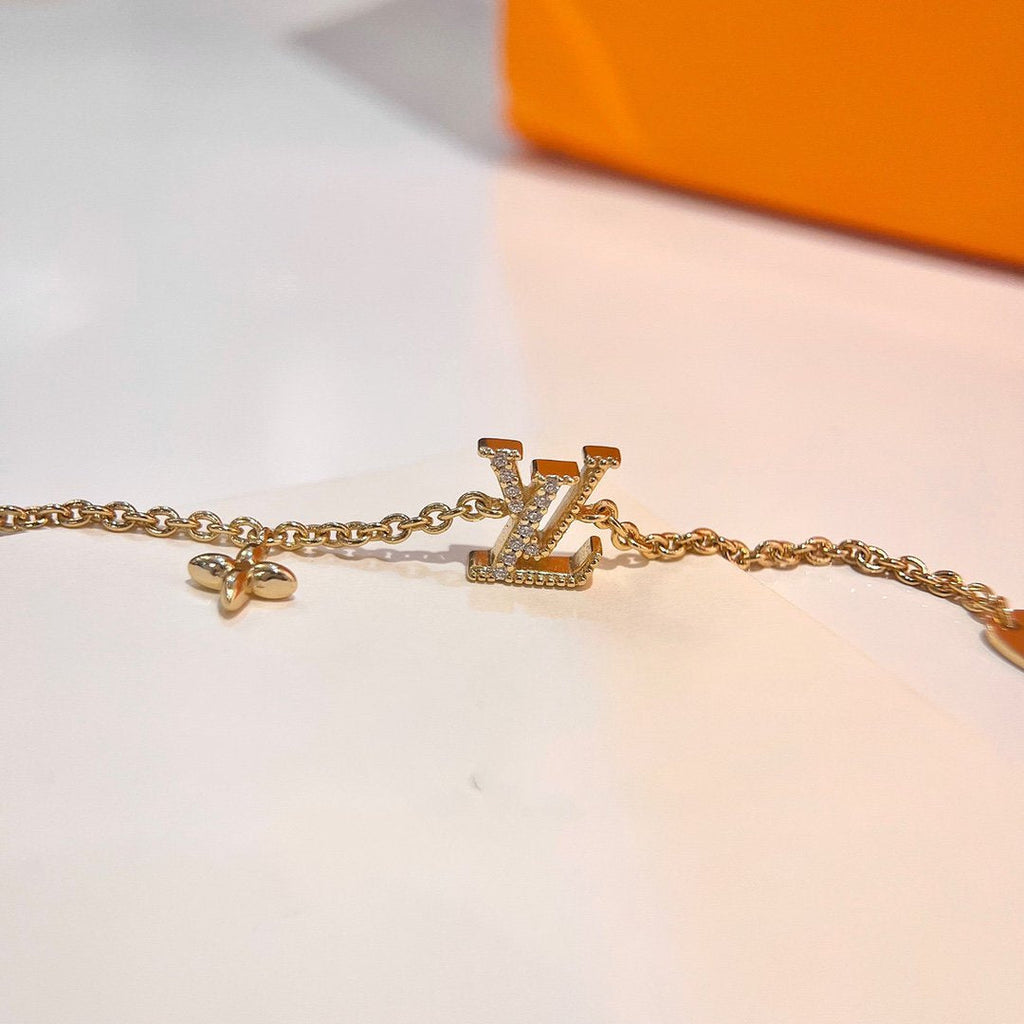 ¡®Twinkle jewelry¡¯LOGO STAR MOTIF GOLD BRACELET