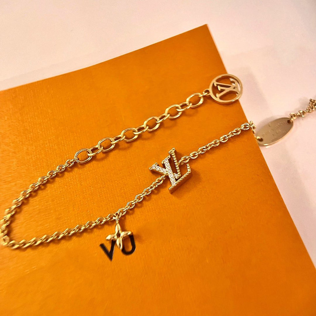 ¡®Twinkle jewelry¡¯LOGO STAR MOTIF GOLD BRACELET