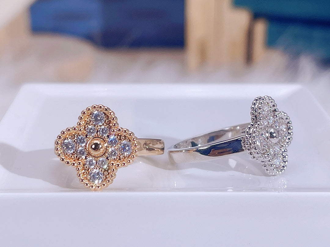 ¡®Twinkle jewelry¡¯CLOVER DIAMOND RING