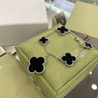 ¡®Twinkle jewelry¡¯CLOVER 5 MOTIFS SIVLER ONYX BRACELET
