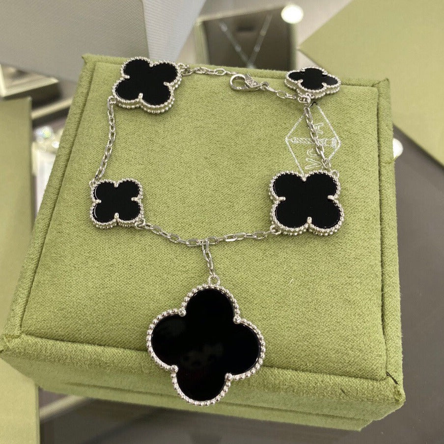 ¡®Twinkle jewelry¡¯CLOVER 5 MOTIFS SIVLER ONYX BRACELET