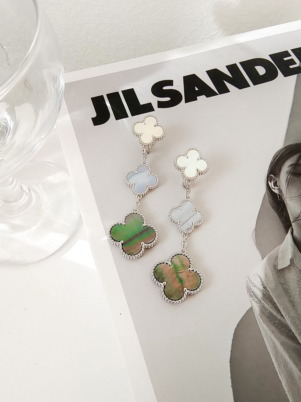 ¡®Twinkle jewelry¡¯CLOVER 3 MOTIFS CHALCEDONY DARK MOP SILVER EARRINGS