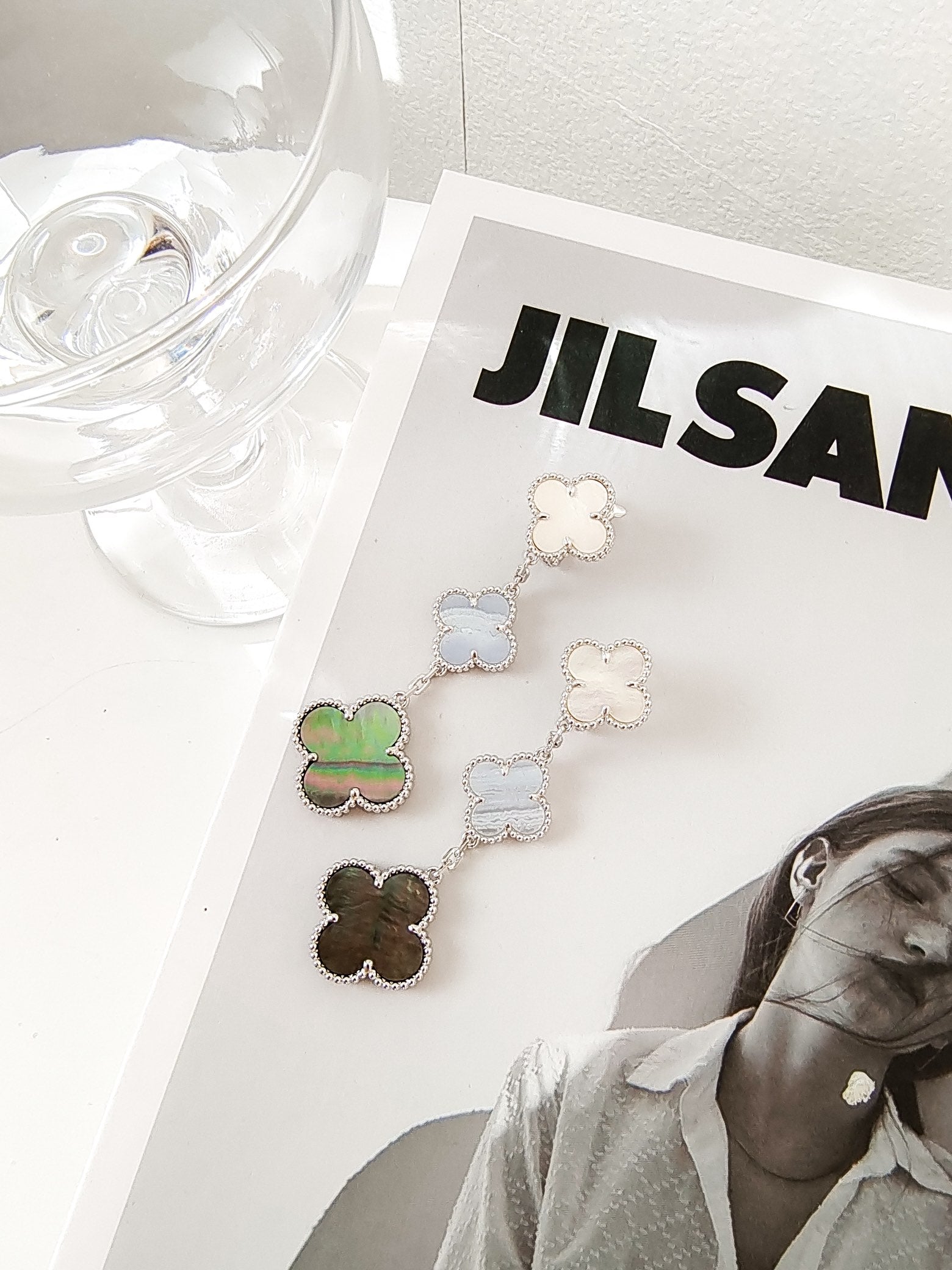 ¡®Twinkle jewelry¡¯CLOVER 3 MOTIFS CHALCEDONY DARK MOP SILVER EARRINGS