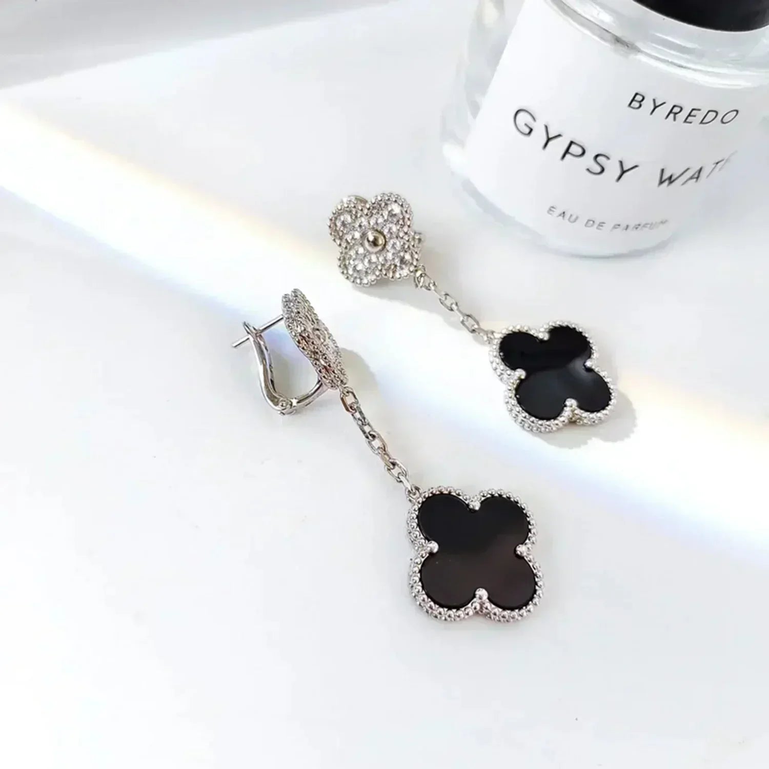 ¡®Twinkle jewelry¡¯CLOVER 2 MOTIFS  DIAMOND ONYX EARRINGS SILVER